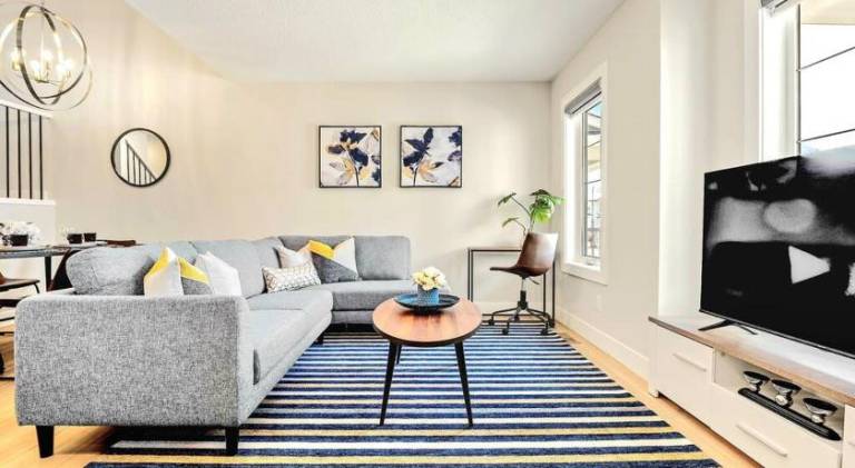 Vacation home with 3 rooms for 6 persons in Calgary, AB