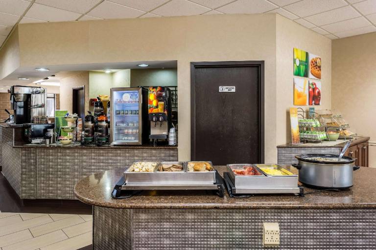 Quality Inn Tupelo Central — photo 5