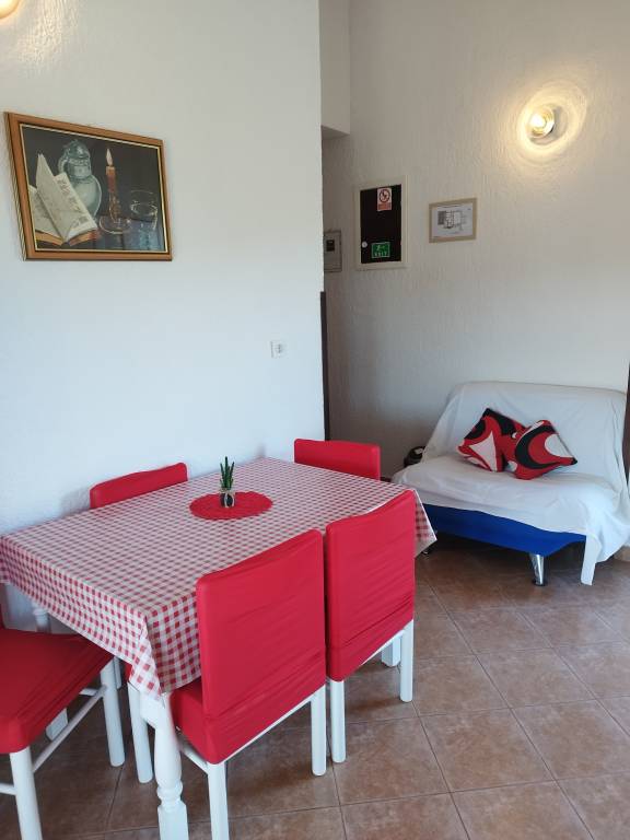 Two bedroom apartment with terrace and sea view Kampor, Rab (A-15144-a) — photo 2
