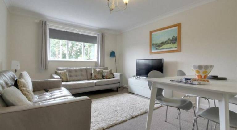 Holiday apartment with 2 rooms for 4 persons — photo 2