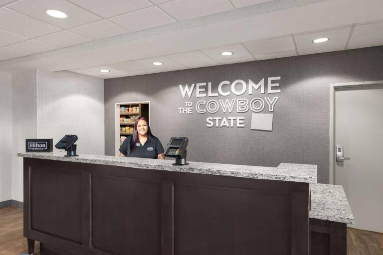 Hampton Inn & Suites Douglas — photo 5