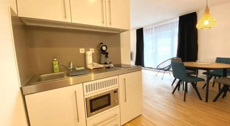 Apartment with patio | Pets are welcome — photo 3