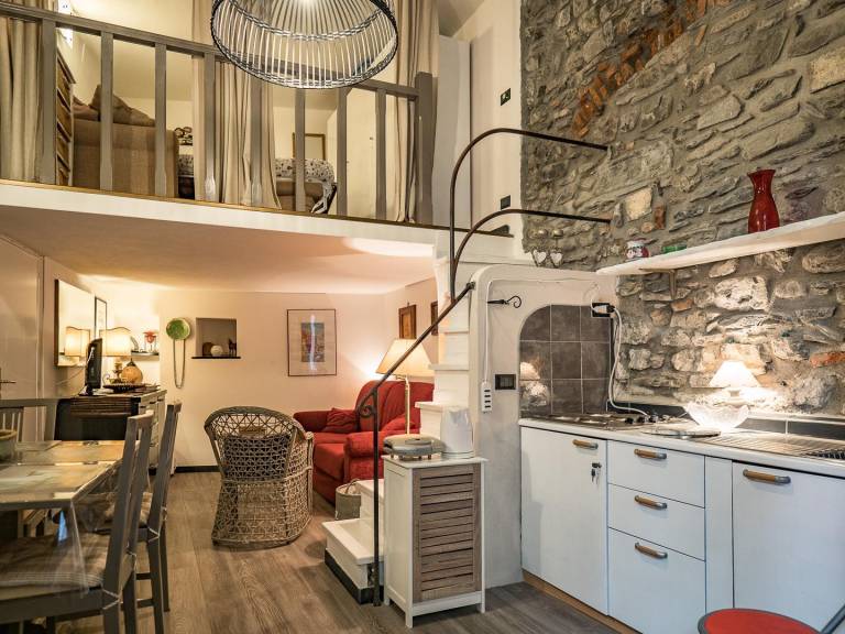 Holiday apartment | Close to the beach | Pets are welcome in Vernazza