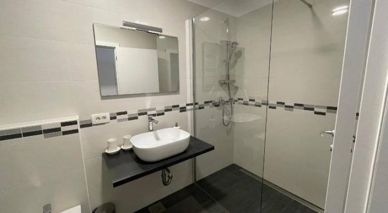 Holiday apartment with 2 rooms for 6 persons — photo 2