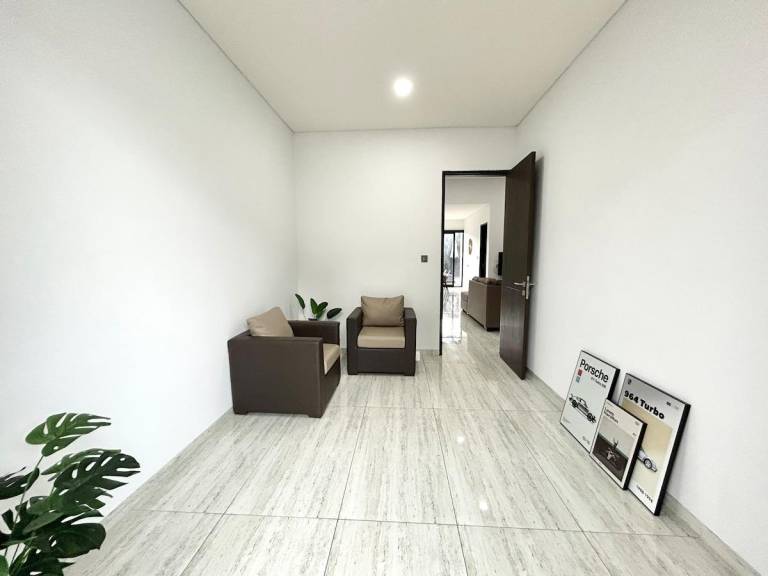 Villa in Bandung with Swimming Pool, Netflix & BBQ — photo 4