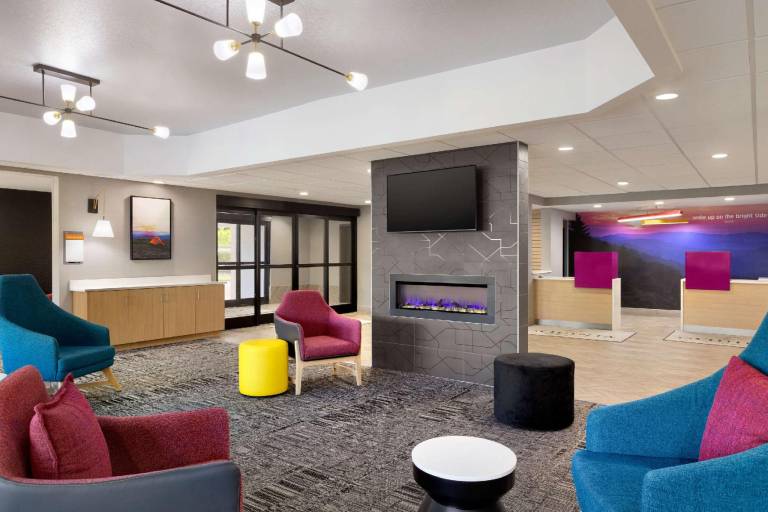 La Quinta Inn & Suites by Wyndham Selma/Smithfield I-95 — photo 2