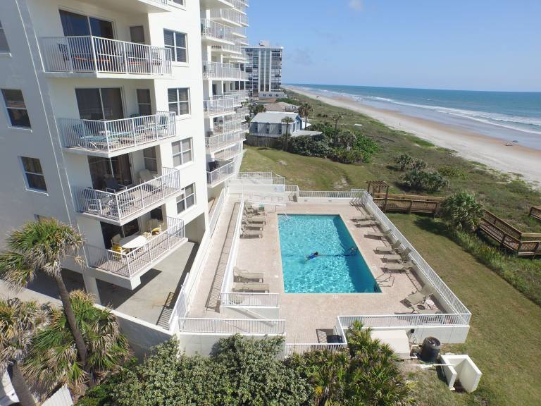 Condo  Arlington Park