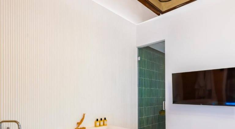 Fully equipped apartment with hot tub & sauna | Close to Piazza del Plebiscito | Dogs allowed — photo 3