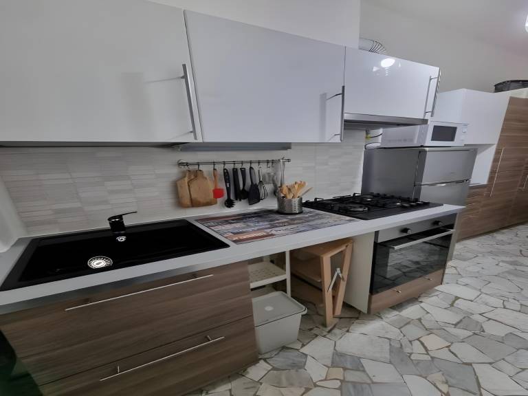 Apartment with 2 rooms for 4 persons — photo 3