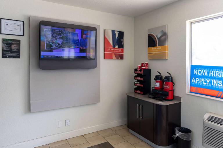 Motel 6 Lufkin, TX — photo 5