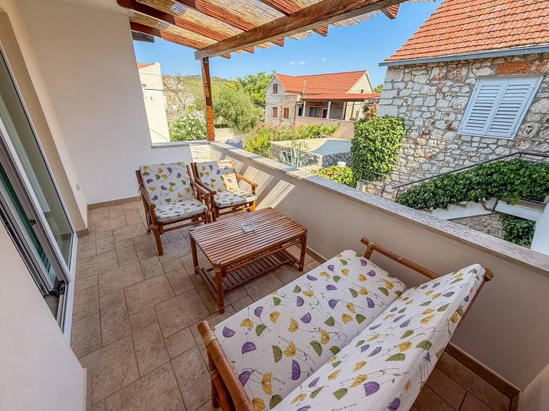 Ferienhaus in Vrboska, Stari Grad für max. 9 Personen, Ferienhaus in Vrboska, Stari Grad für max. 9 Personen,