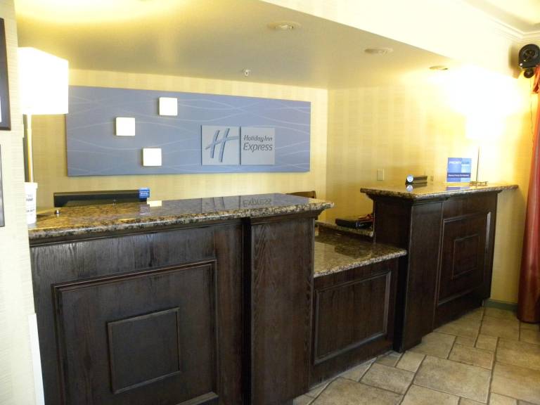 Holiday Inn Express Fort Bragg By IHG — photo 4