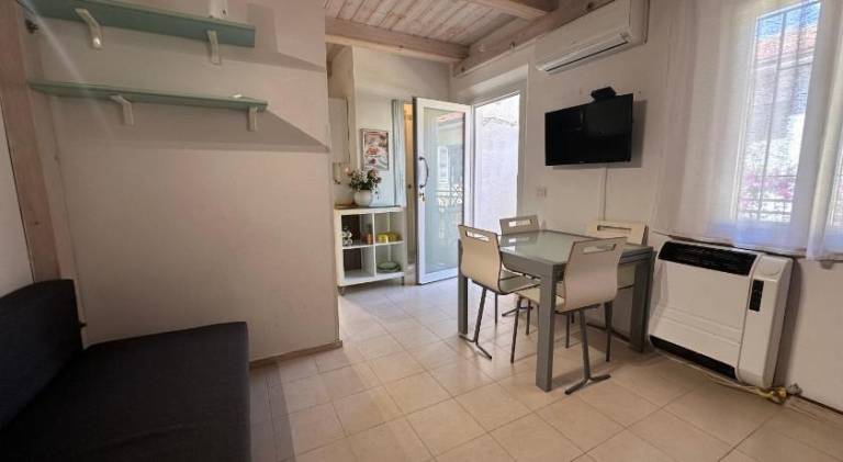 3 min to Beach Apt AC w Garden or Balcony - Il Lupo Affitta in Misano Adriatico