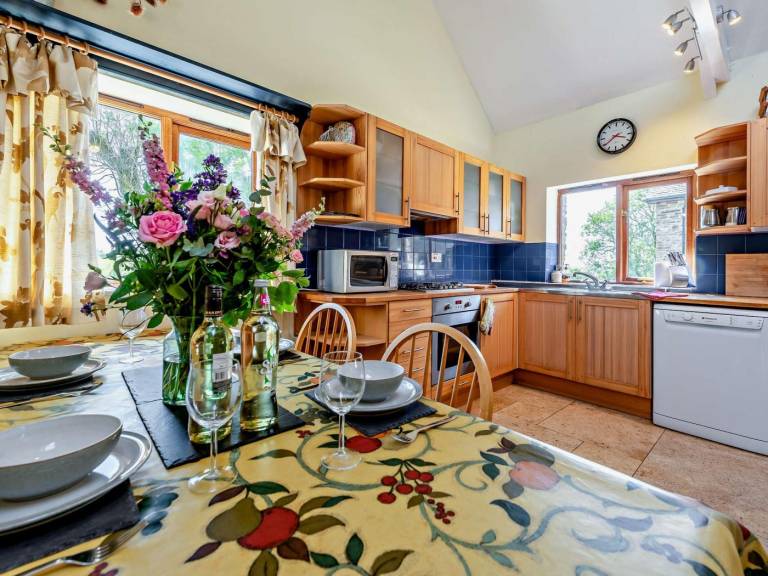 Vacation home with garden — photo 3