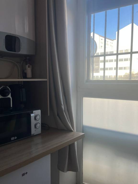 Family-friendly holiday apartment with fast internet | Close to Moulin Rouge | Dogs allowed — photo 4