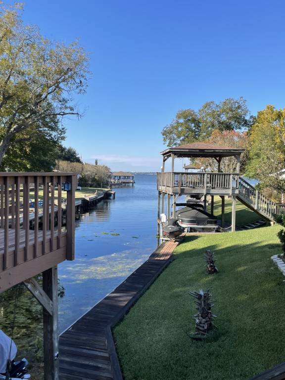 House Lake Conroe