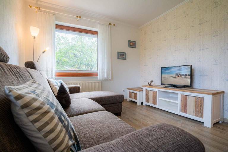 Holiday apartment with garden & terrace — photo 2