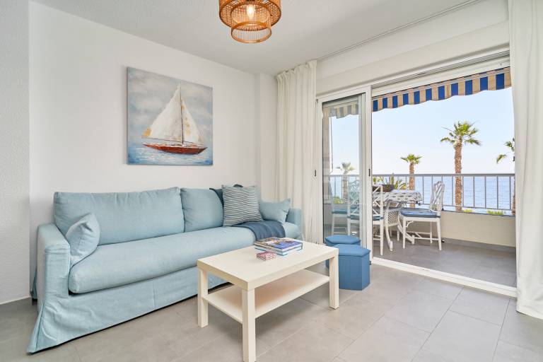 Rental apartment with pool & fast internet | Beach view — photo 3