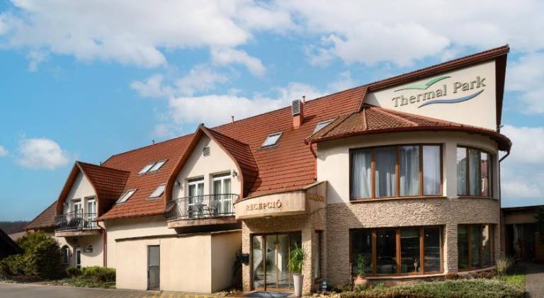 Szolgáltatott apartman  Sirok