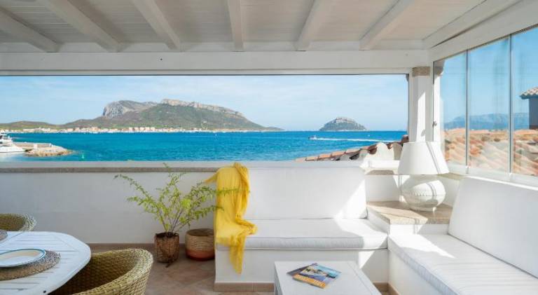 S'Abba seafront apartments - Your House in Sardinia in Golfo Aranci