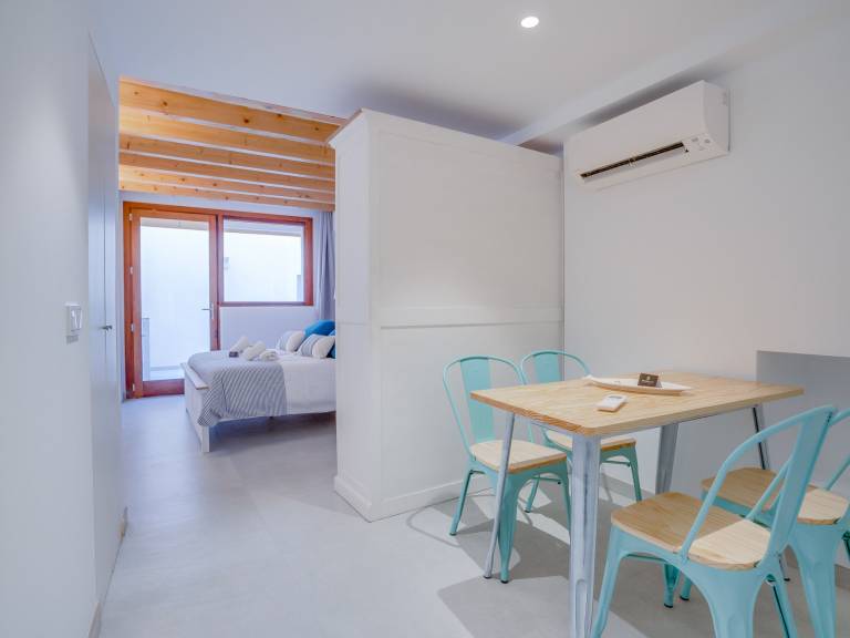 URBAN SUITES GALLERY PALMA TI 75