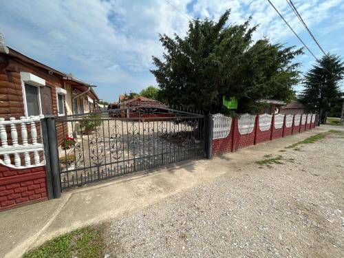 Apartman  Tiszaújváros