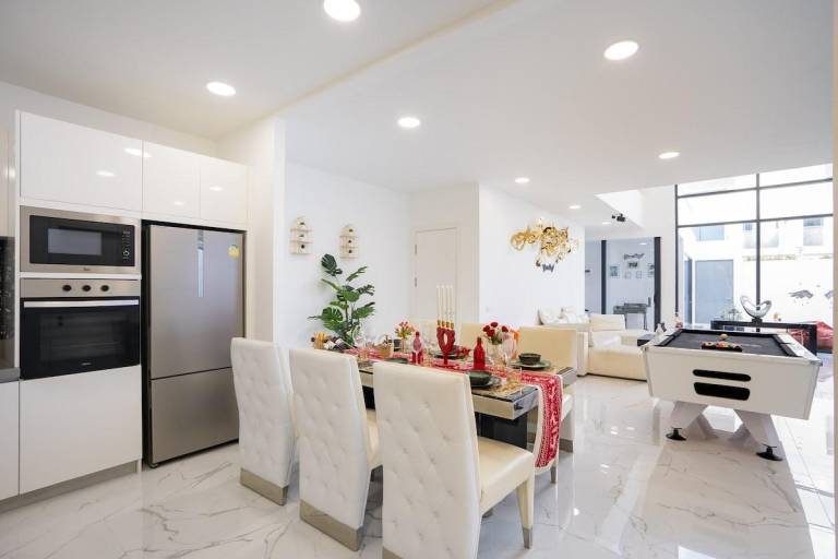 Villa with pool, hot tub & barbecue | Close to Big Buddha | Perfect for remote work | Dogs allowed — photo 5