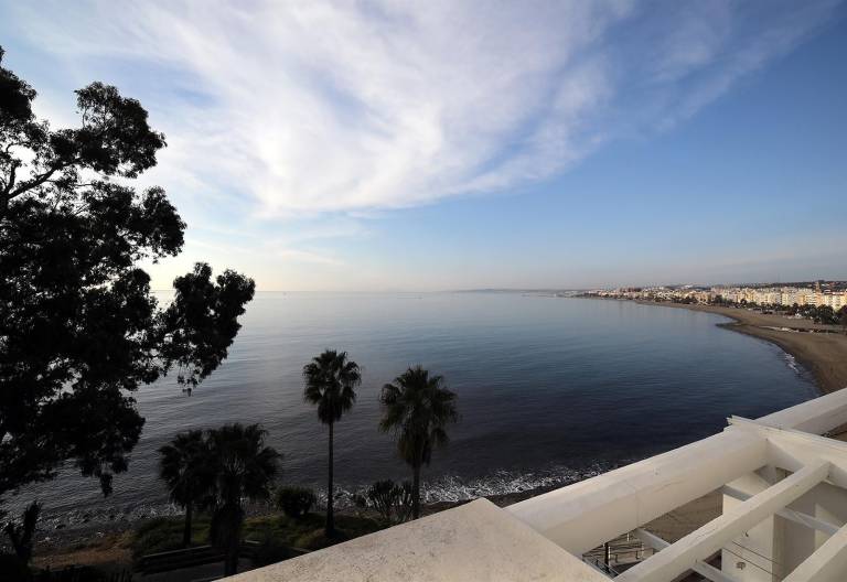 Apartment "Boulevard 305" with Sea View, Pool, Wi-Fi, Balcony, Terrace & Garden — photo 4