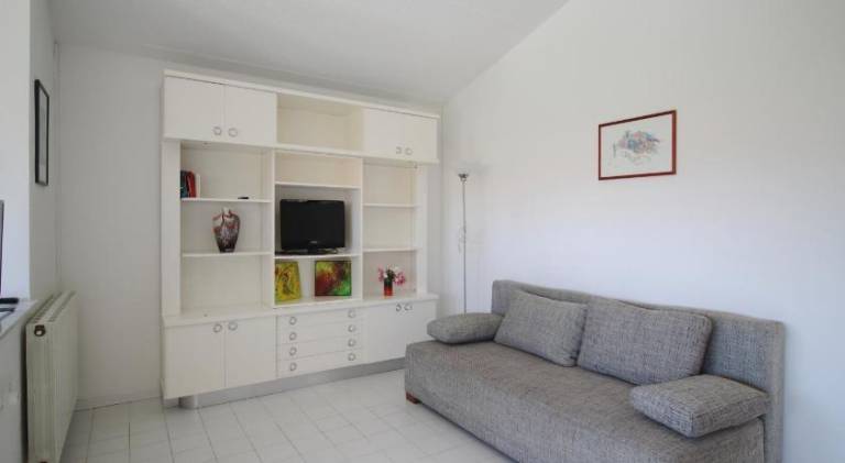 Pleasant rental apartment with yard | Beach nearby | Pets allowed — photo 2