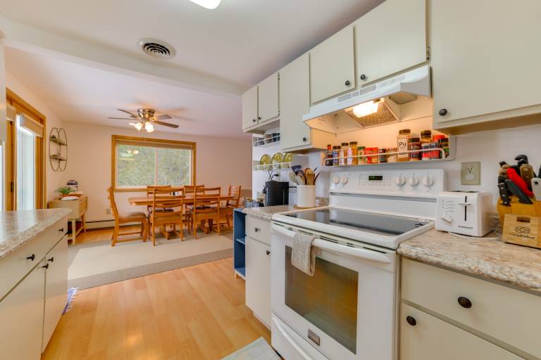 Breathtaking Sunsets: Lake Huron Beachfront Escape — photo 4