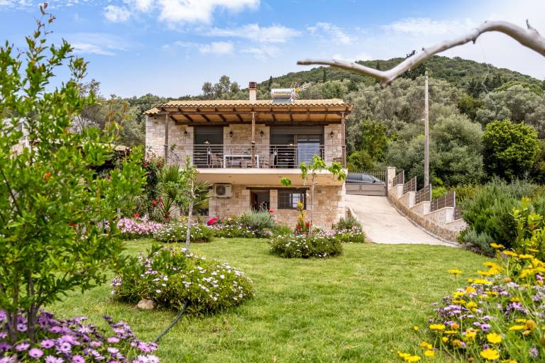 σπίτι  Agia varvara