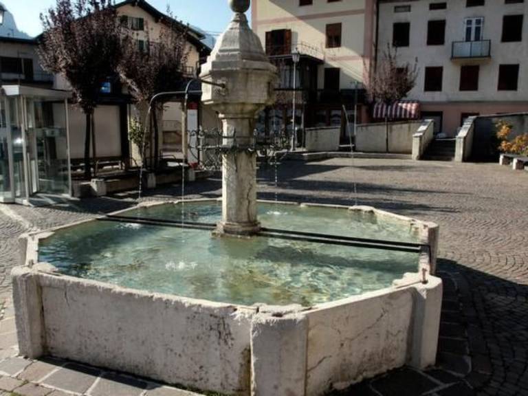 Elegantes und geräumiges Dachgeschosszimmer in den Dolomiten in Trento