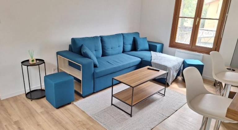 Rental apartment with 2 rooms for 6 persons — photo 2