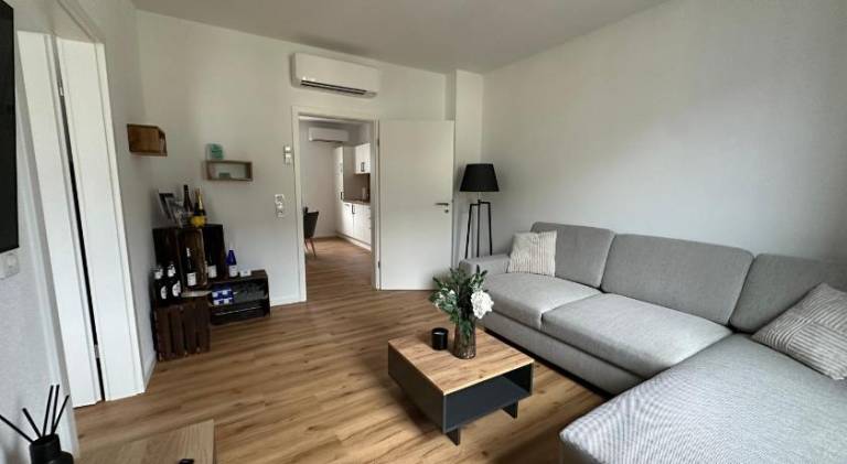 Holiday apartment with garden — photo 2