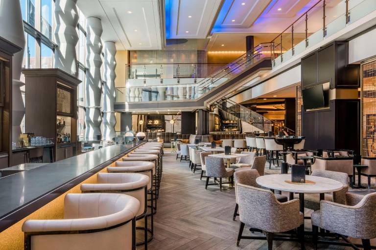 Amway Grand Plaza, Curio Collection by Hilton — photo 2