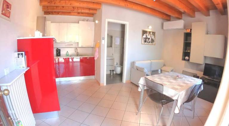 Apartment with 2 rooms for 4 persons in Affi