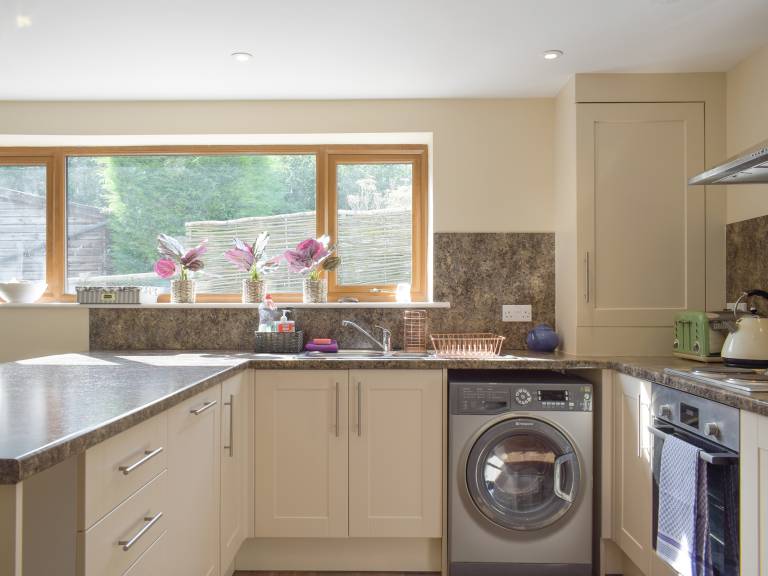 Family-oriented cottage with garden & barbecue | River view | Dogs allowed — photo 5