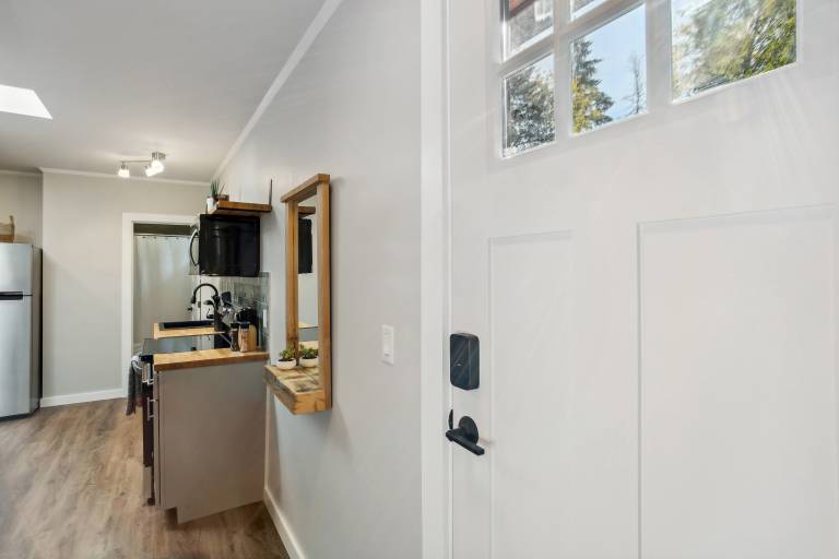 Pet-Friendly Kent Vacation Rental, Walk to Lake! — photo 4
