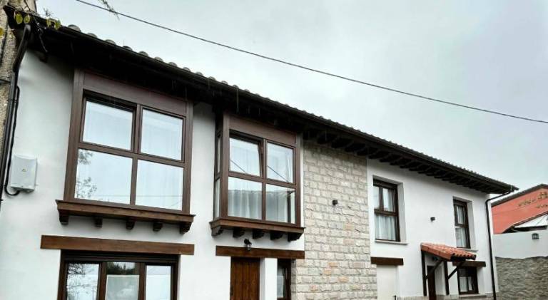 Apartment with patio in Llanes