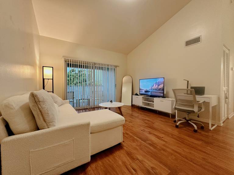 Apartment  Pembroke Pines