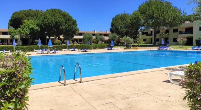Rental apartment with pool in Portimão