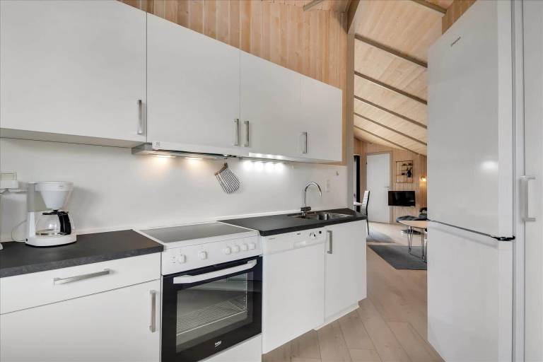 House with sauna, barbecue & hot tub — photo 4