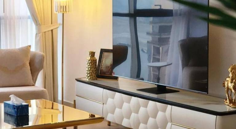 Lovely holiday apartment with garden, patio & jacuzzi | Suitable for remote work | Dogs allowed in Dubai