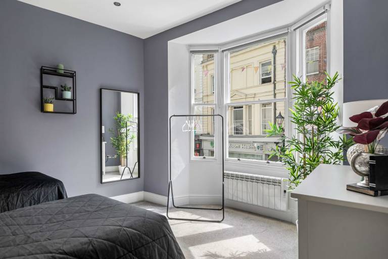 Holiday apartment | Close to Brighton Palace Pier | City view | Suitable for remote work — photo 3