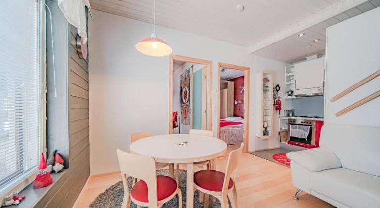 Rental apartment with 2 rooms for 4 persons — photo 3