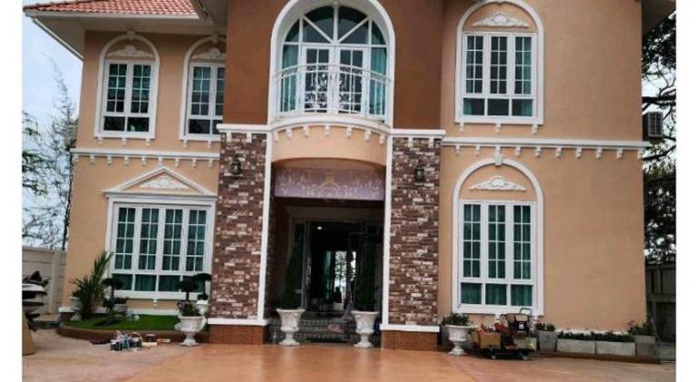 Big villa with pool | Pets allowed in Tha Mai