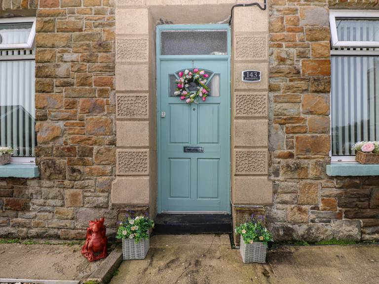 Cottage with garden | Beach view — photo 3