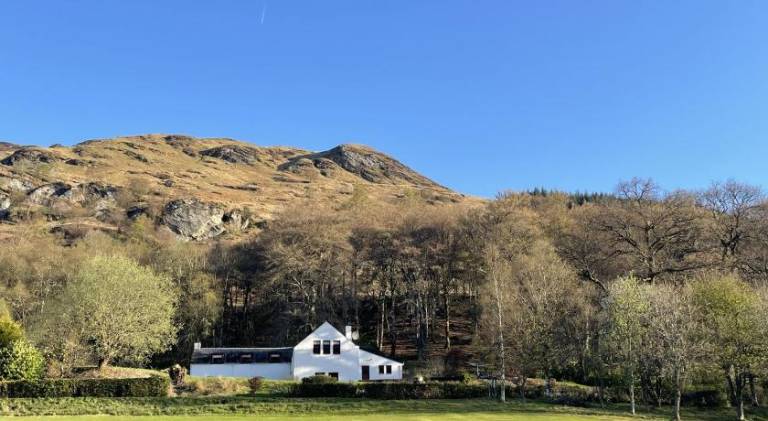 House with 4 rooms for 8 persons in Stirling