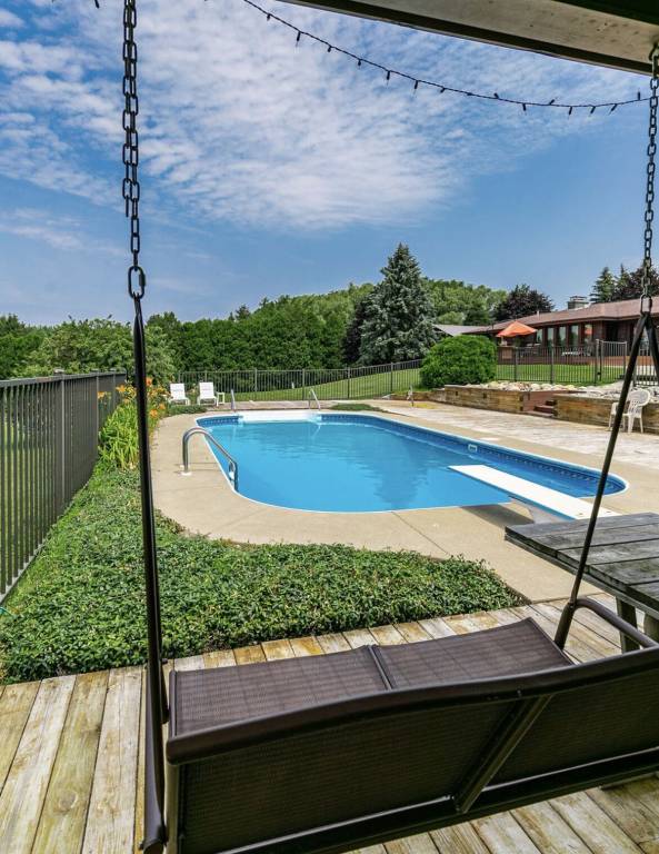 House  Manlius