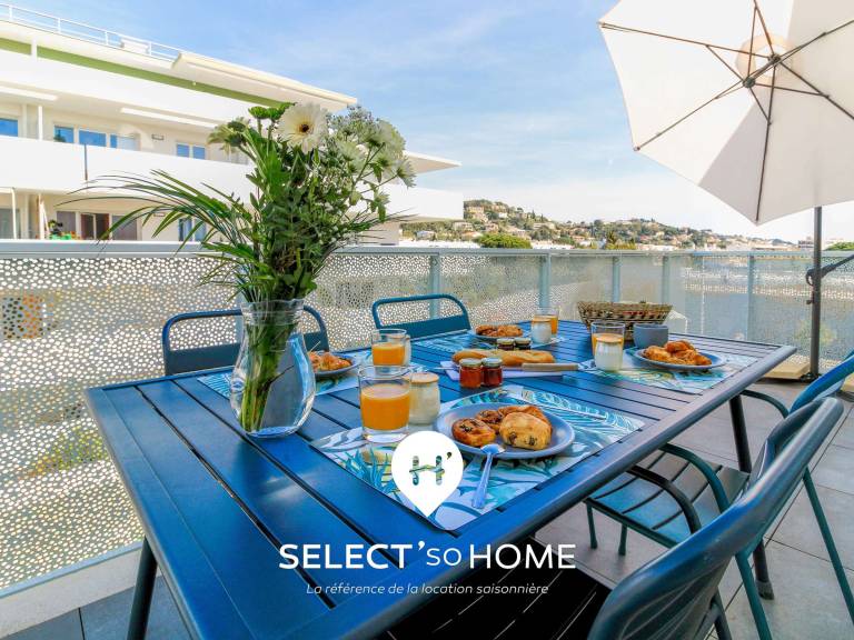 Fully equipped rental apartment with pool | Dogs allowed in Le Lavandou